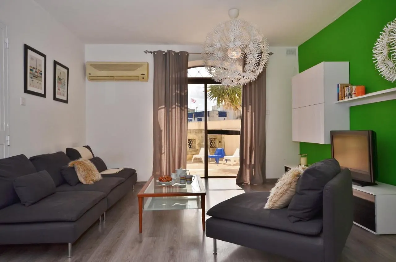 City Living Suite Tk 1 Rm 4 Saint Julian's